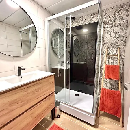 Apartment La